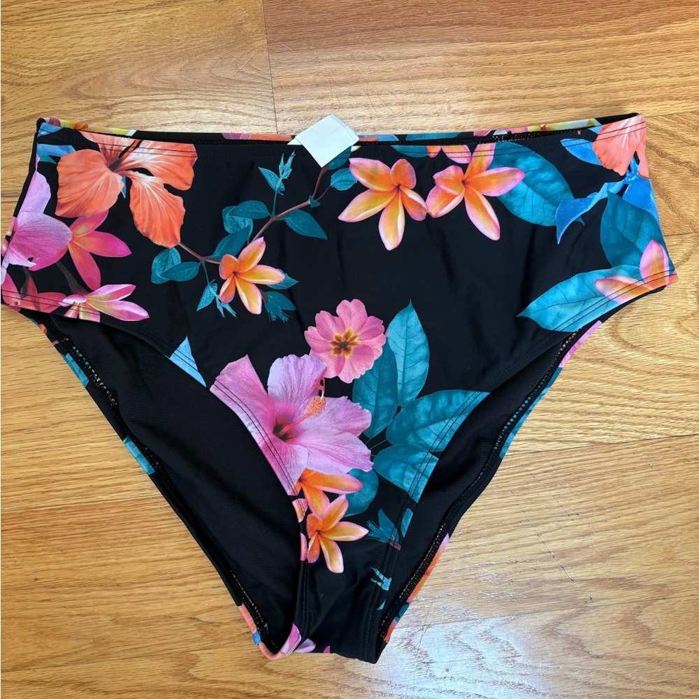 NWT, Cupshe Black Floral Bikini Bottom